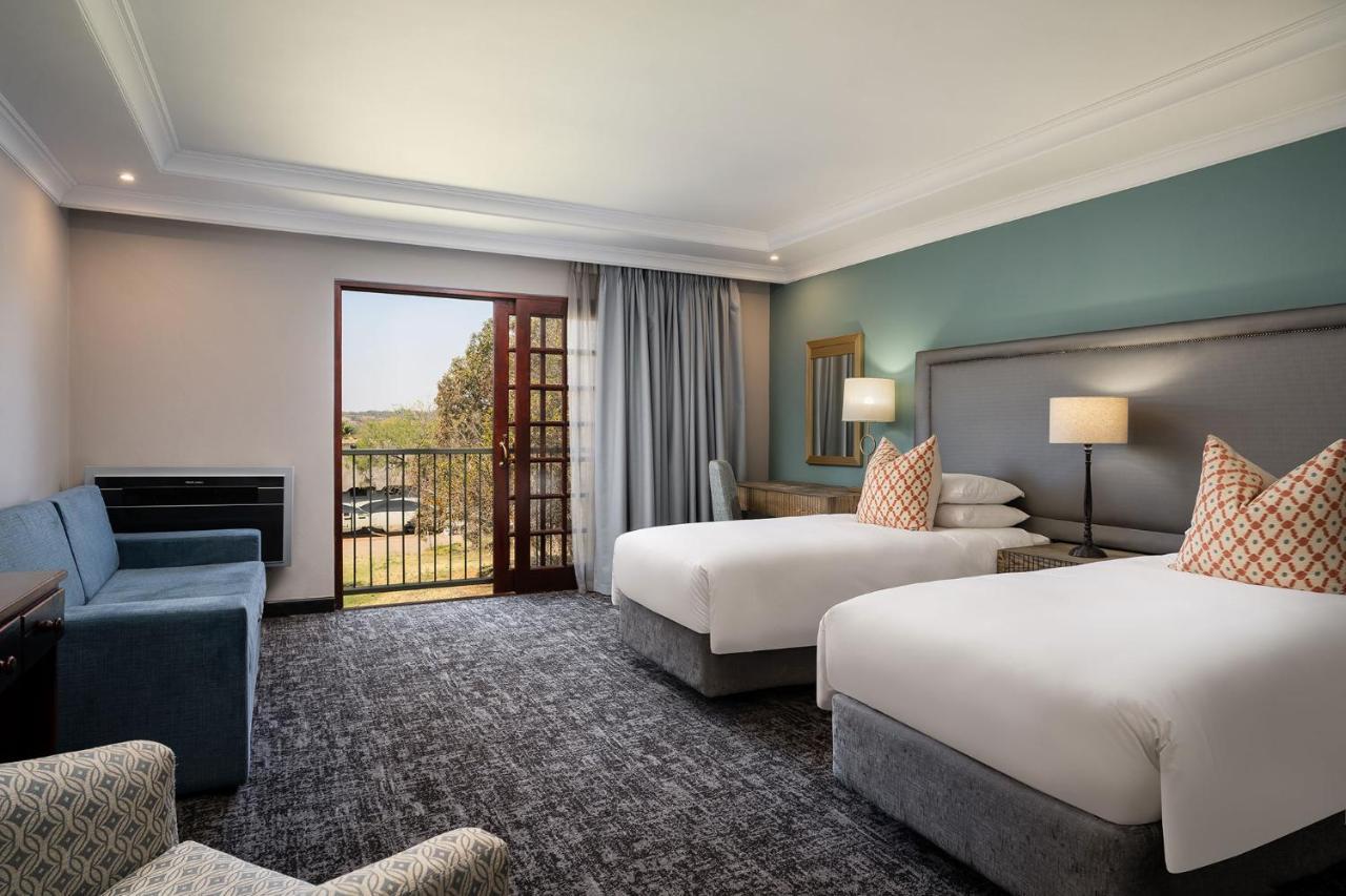 Premier Hotel Roodevalley Pretoria-Noord Exteriör bild